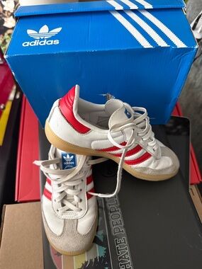 adidas Kids size 13 White Sneakers with Red Stripes and Gum Sole